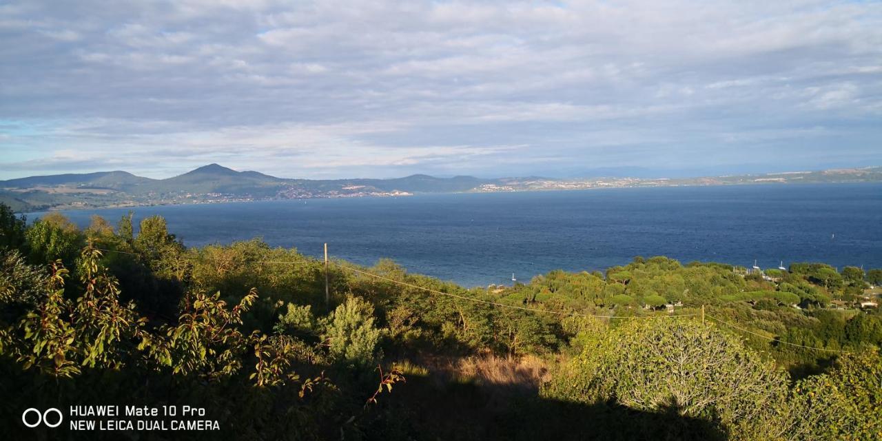Casa Paolina Nel Centro Di Bracciano Villa Buitenkant foto